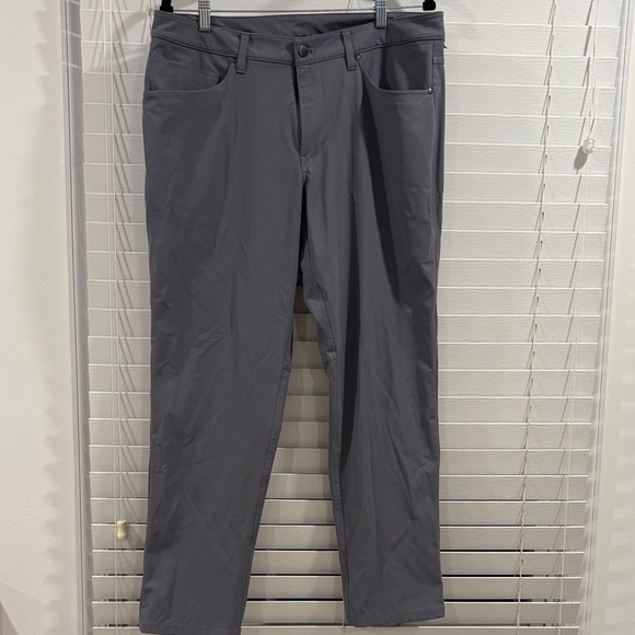 Lululemon Athletica Men's Gray Straight-fit ABC pants